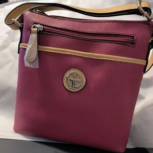 GIANI BERNINI Saffiano Shoulder Crossbody Messenger Wine Bag  NWOT Retail $49